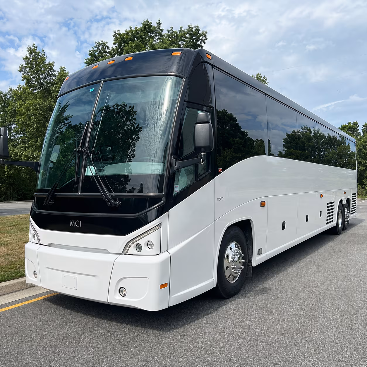daily employee shuttle service between malden and boston