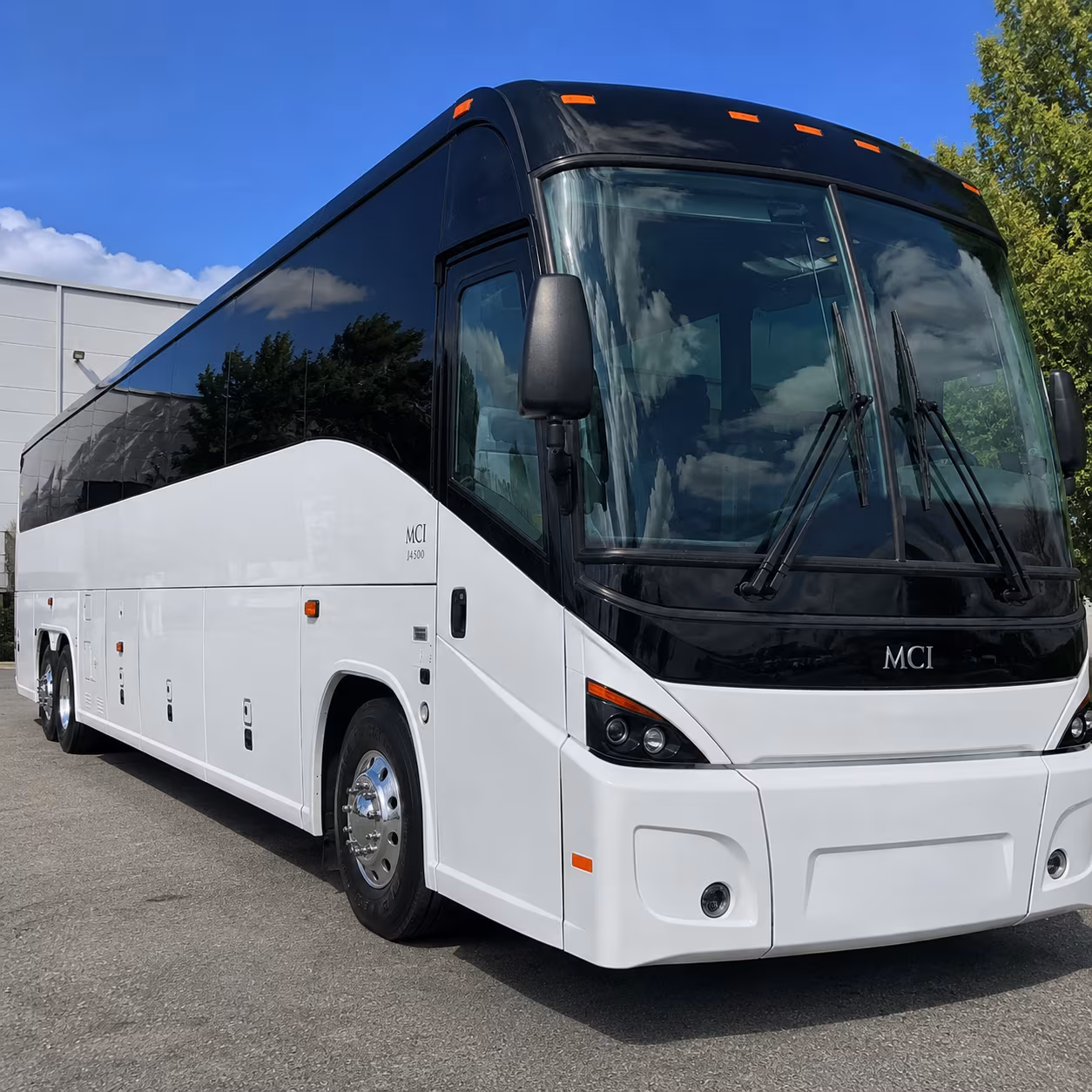reverse commute shuttles to route 128 and suburban campuses